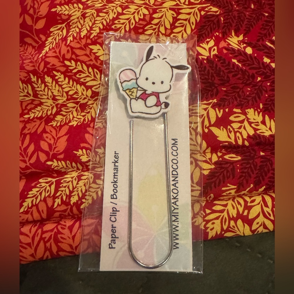 Sanrio Pochacco Paper Clip Bookmark